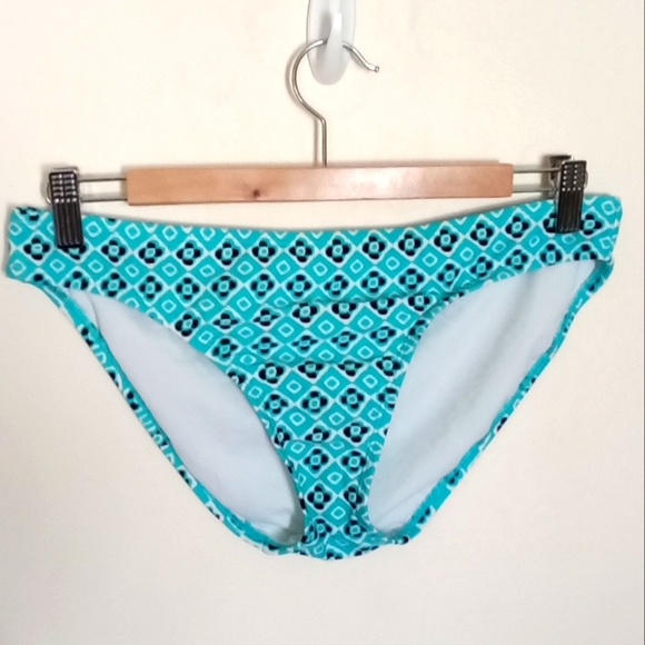 Old Navy 2 Piece Swimsuit - Size Med - Picture 3 of 9